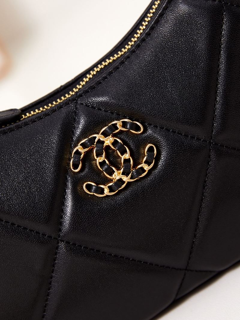 Ch**el hobo bags